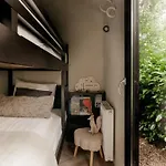 Luxe Hottub Japandi Tiny House In Het Bos Semesterbostad *
