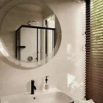 Luxe Hottub Japandi Tiny House In Het Bos
